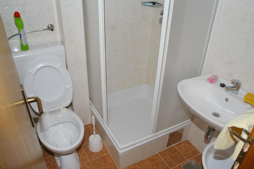 Koupelna v ubytování Apartments by the sea Igrane, Makarska - 2679