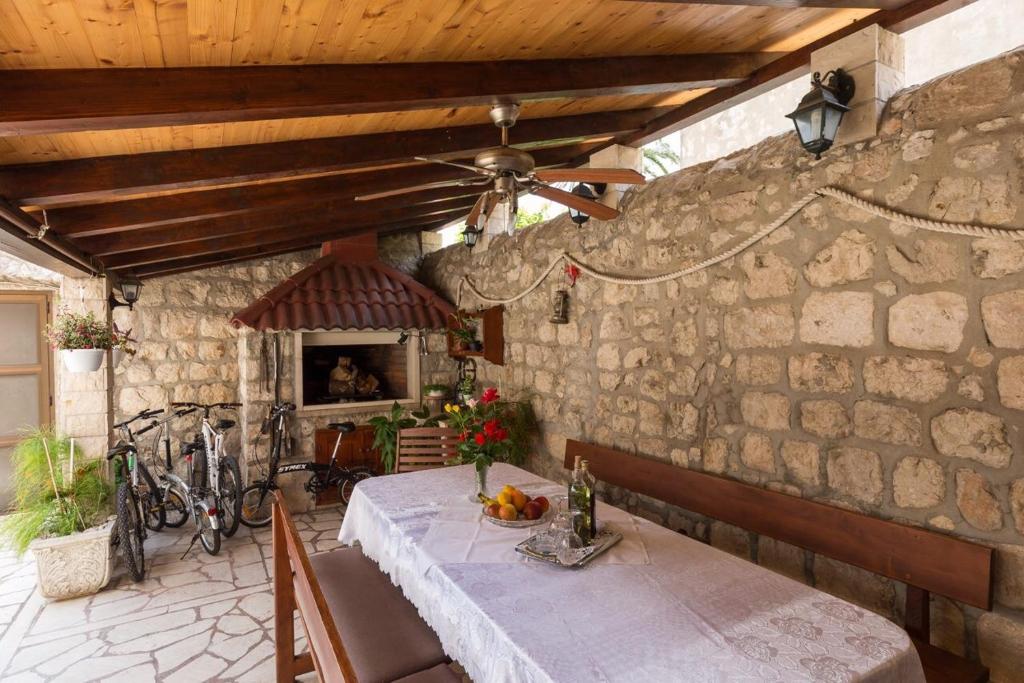 Fotografia z galérie ubytovania Apartments and rooms by the sea Slano, Dubrovnik - 2687 v Slano