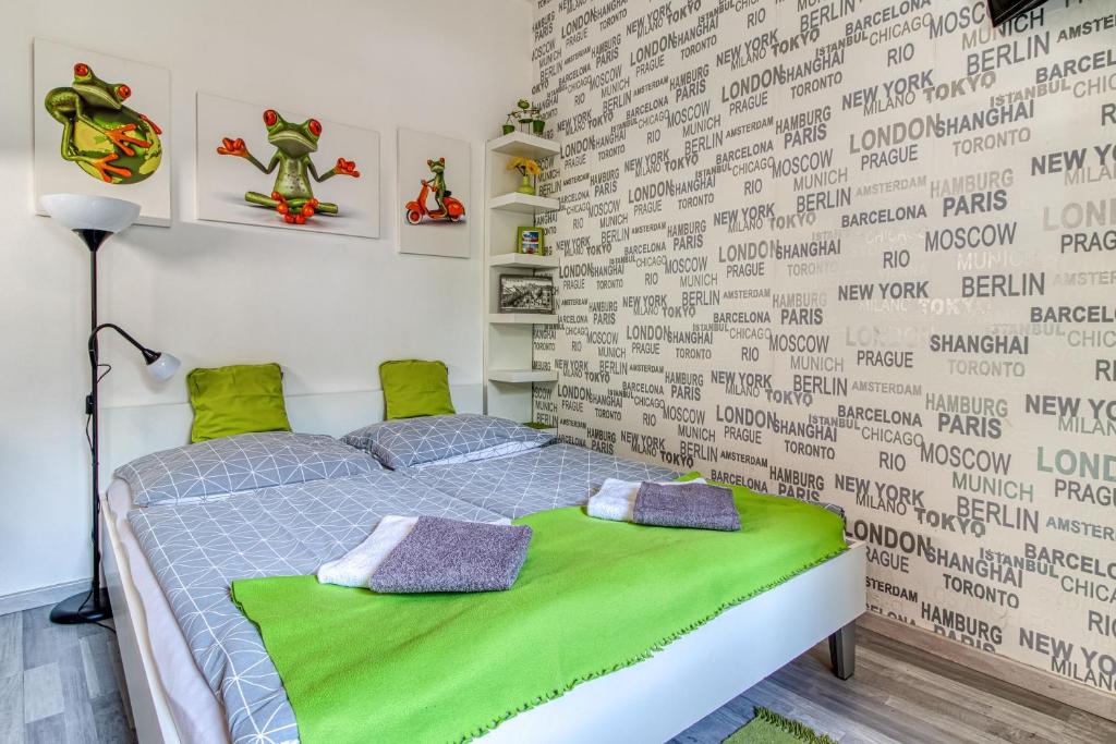 JonasHouse studios - Great Location near Bratislava City Center - Apartment With Terrace