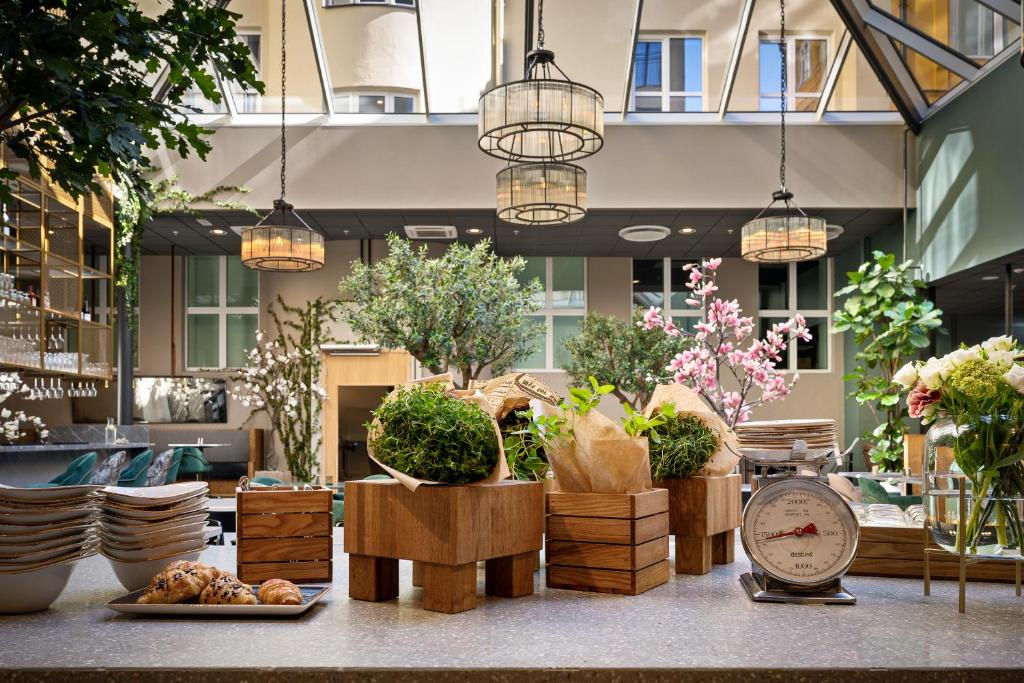 Karl Johans gate 35 - Resim 11