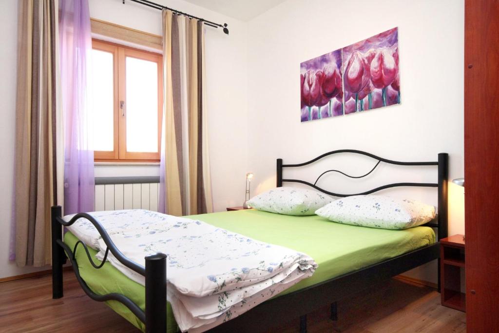 Fotografie z fotogalerie ubytování Apartments with a parking space Rovinj - 2401 v Rovinji