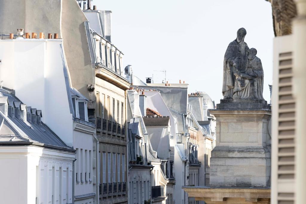 Hotel Louvre Montana - 19