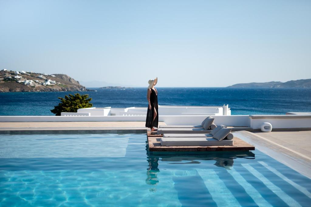 Manoula's Beach Mykonos Resort, Agios Ioannis Mykonos – Updated 2023 Prices