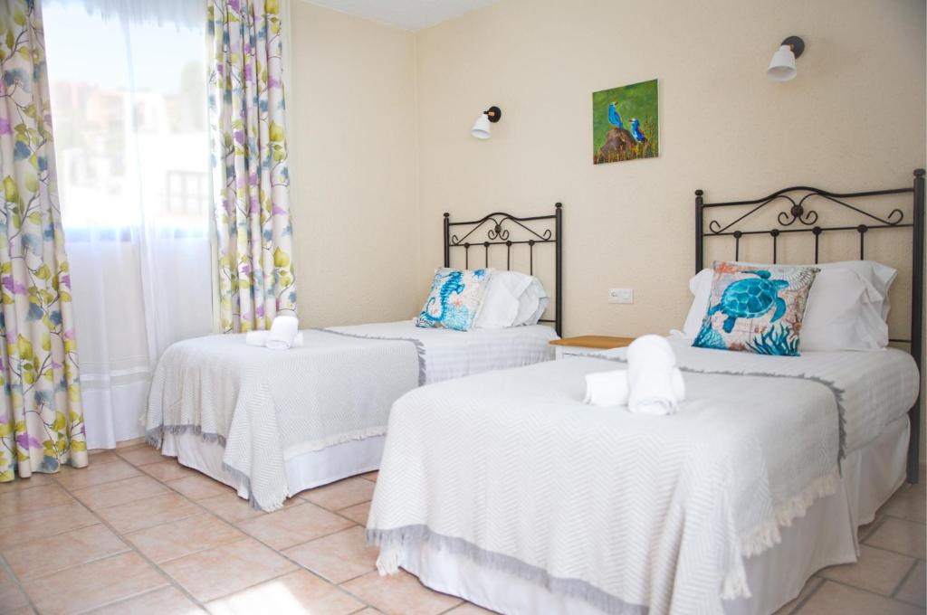 Pueblo Evita - Superior Three-Bedroom Apartment (1-8 Adults)