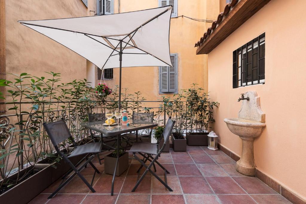 NSM 71VIADELCORSO Luxury Home