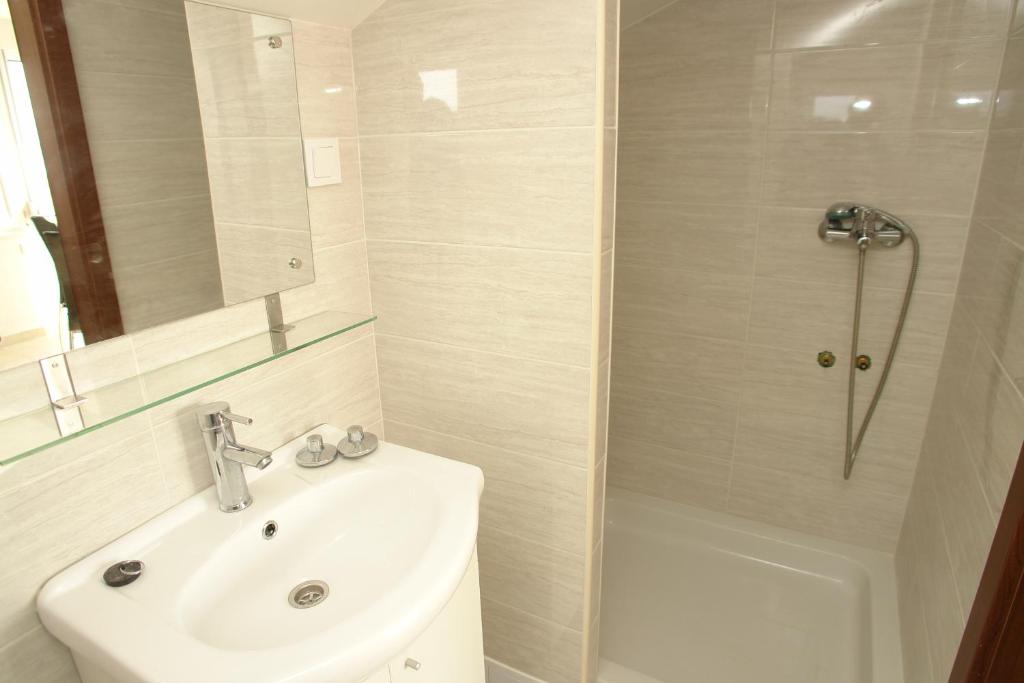Fotografie z fotogalerie ubytování Apartments by the sea Mandre, Pag - 12969 v destinaci Kolan