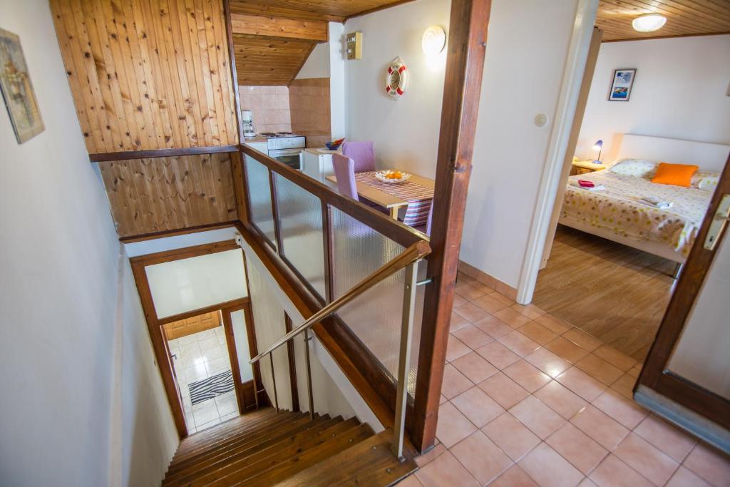 Posteľ alebo postele v izbe v ubytovaní Apartments by the sea Biograd na Moru, Biograd - 11932