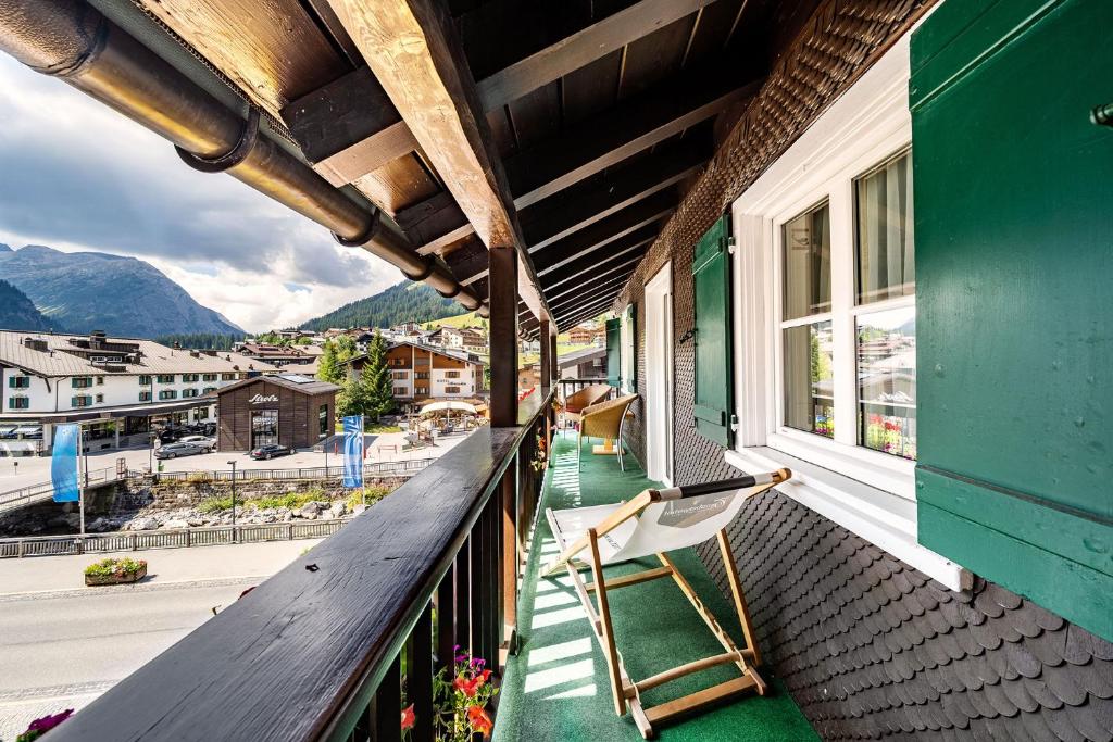Nespecifikovaný výhled na hory nebo výhled na hory při pohledu z hotelu