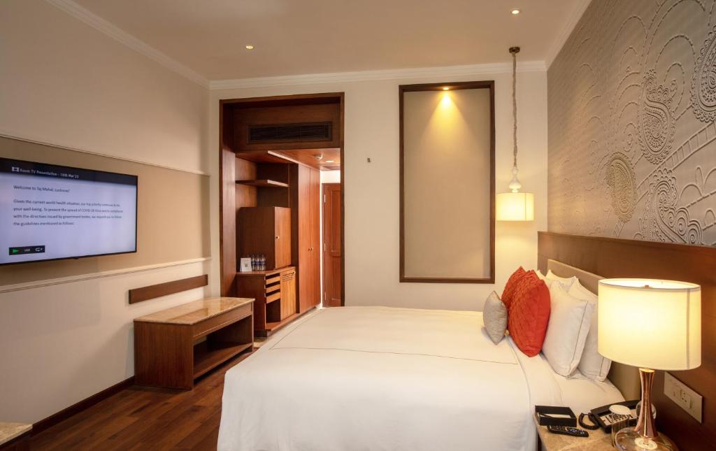 Taj Mahal Lucknow - Room Superior Rey King Bed Garden Vista De Jardín