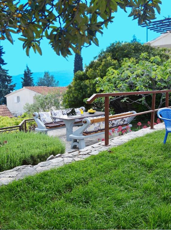 Fotografia z galérie ubytovania Apartments for families with children Seget Vranjica, Trogir - 2976 v Donji Seget