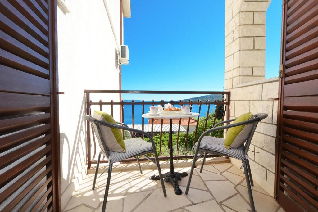 Fotografia z galérie ubytovania Apartments for families with children Seget Vranjica, Trogir - 2976 v Donji Seget