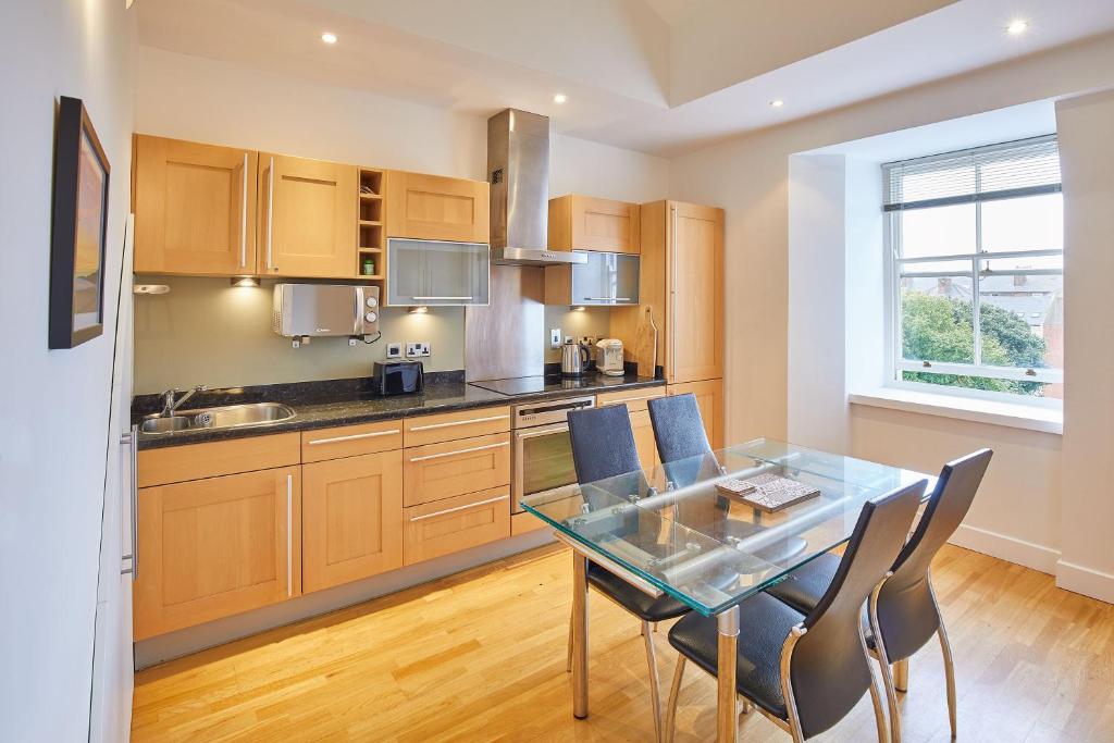 Host & Stay - 15 Easby Hall - Appartement - Niveau Partagé