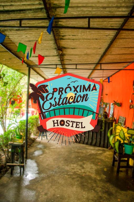 Proxima Estacion Hostel