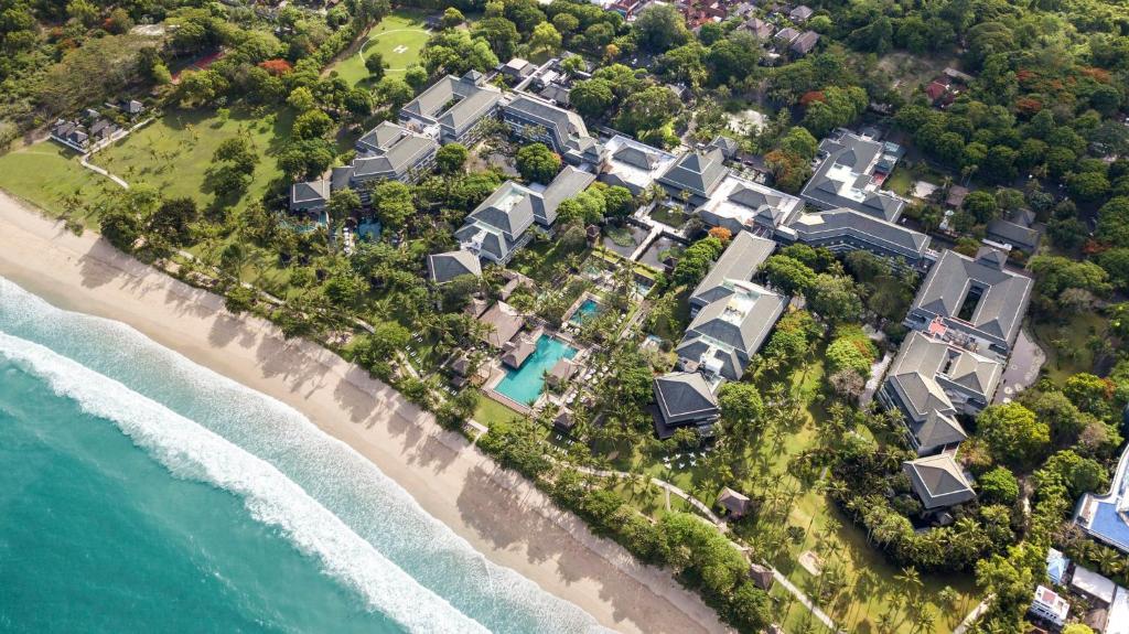 an aerial view of a house on the beach at InterContinental Bali Resort, an IHG Hotel in Jimbaran