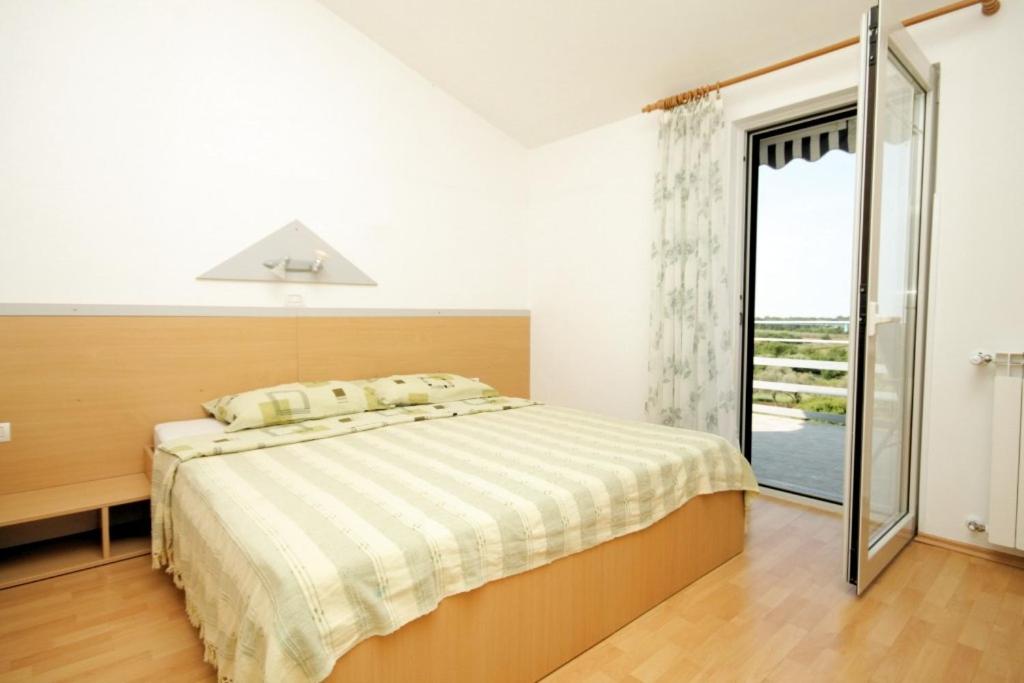 Fotografie z fotogalerie ubytování Apartments and rooms with a swimming pool Babici, Umag - 3046 v destinaci Umag