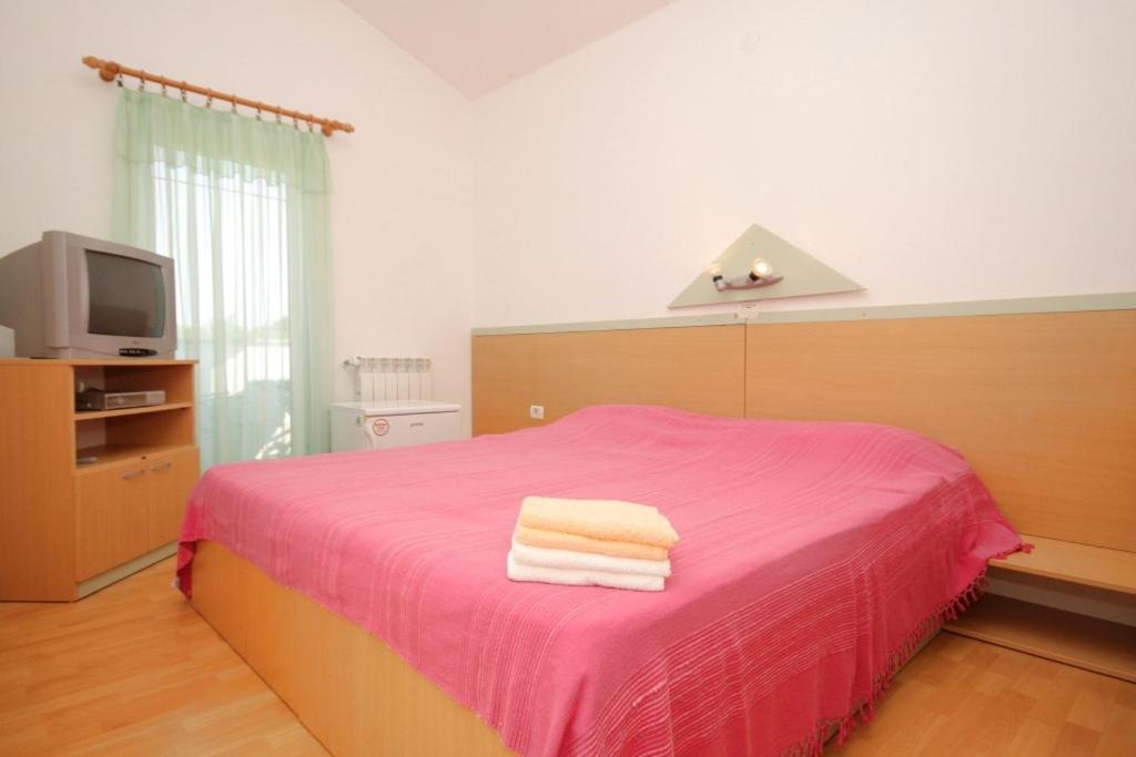 Fotografie z fotogalerie ubytování Apartments and rooms with a swimming pool Babici, Umag - 3046 v destinaci Umag