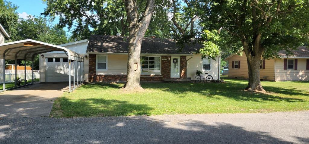Our Murphy Home in Murphysboro IL - Housity