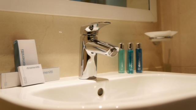 Bagno di Hotel Delphin-Nouadhibou