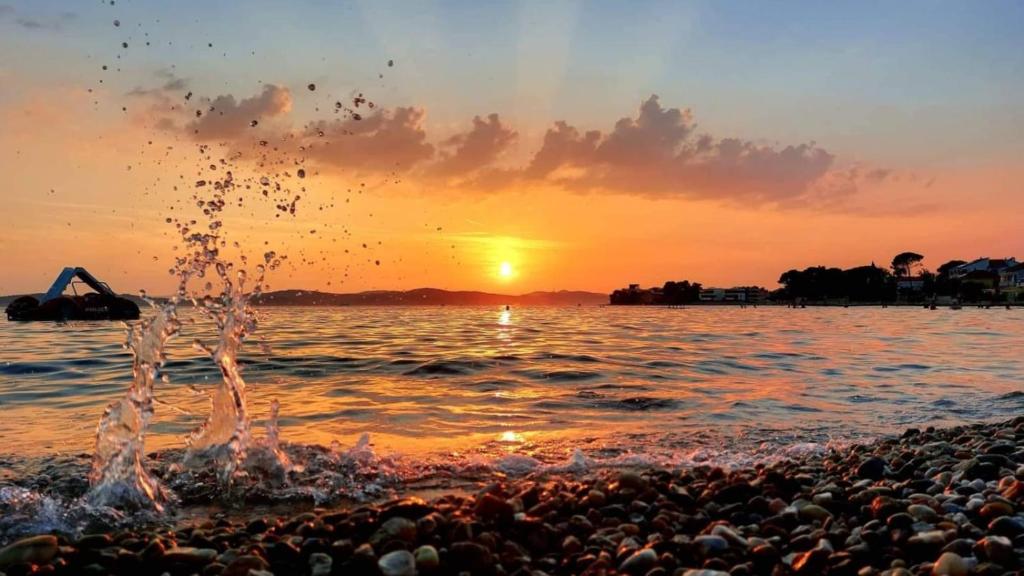 Zdjęcie z galerii obiektu Clover Apartman w mieście Zadar