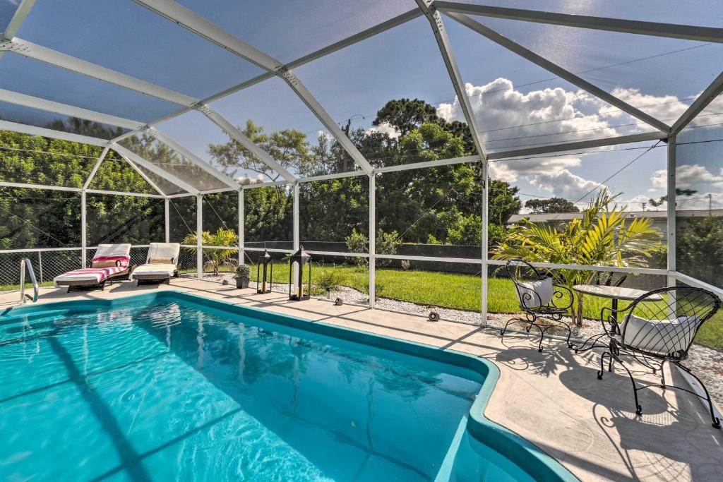 Stylish and Modern Port Charlotte Gem with Pool!, Port Charlotte