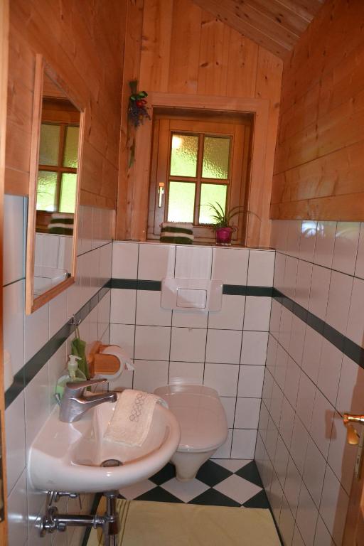 Kúpeľňa v ubytovaní Holdhäusl