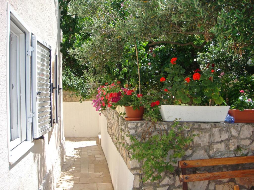 Fotografia z galérie ubytovania Seaside holiday house Mavarstica, Ciovo - 2788 v Trogiri