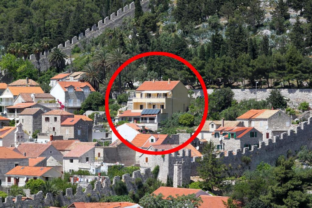 Fotografia z galérie ubytovania Apartments with a parking space Hvar - 3229 v destinácii Hvar