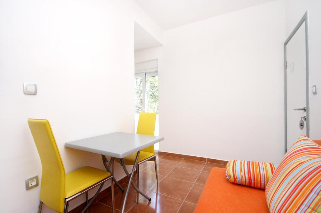 Fotografie z fotogalerie ubytování Apartment Zaostrog 2816d v destinaci Zaostrog