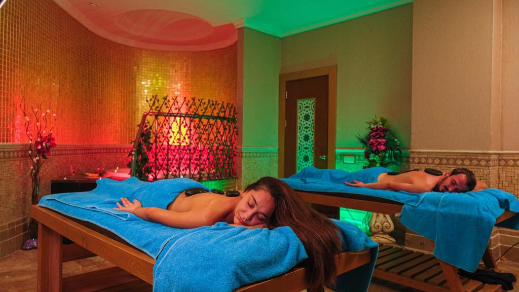 Crystal Sunset Luxury Resort & Spa - Ultimate All Inclusive vendégei