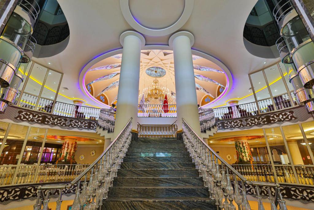 Kép Crystal Sunset Luxury Resort & Spa - Ultimate All Inclusive szállásáról Sidében a galériában