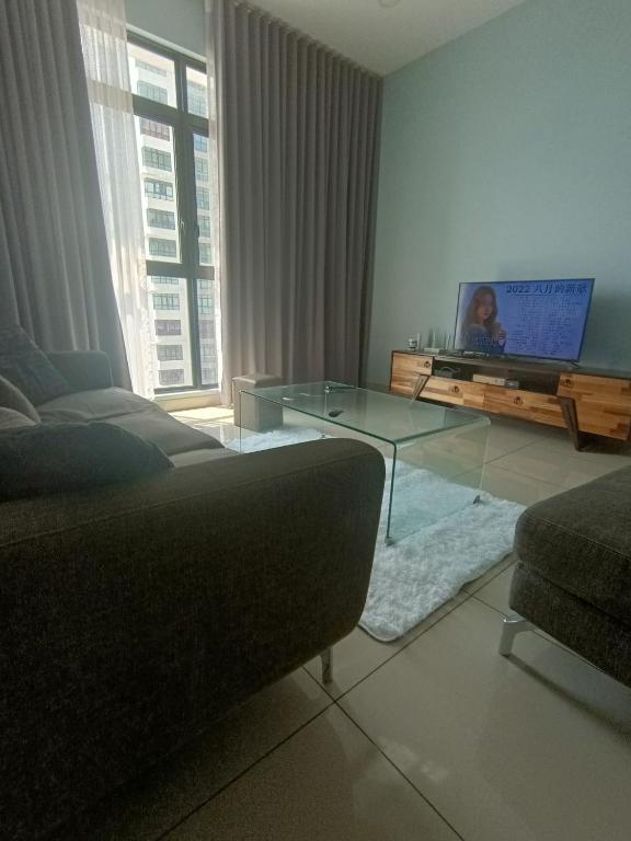 Apartment Conezion, pool view, 3room beside ioi city mall , opposite