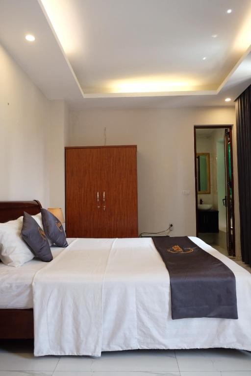 Postel nebo postele na pokoji v ubytování Aisha HOTELS and APARTMENTS