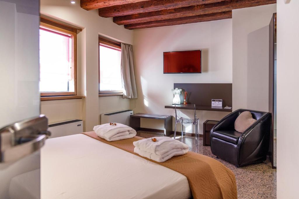 La Bella Verona Wine Suite - 16