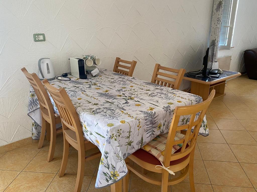 Príslušenstvo na prípravu kávy alebo čaju v ubytovaní Farfalle di Valle