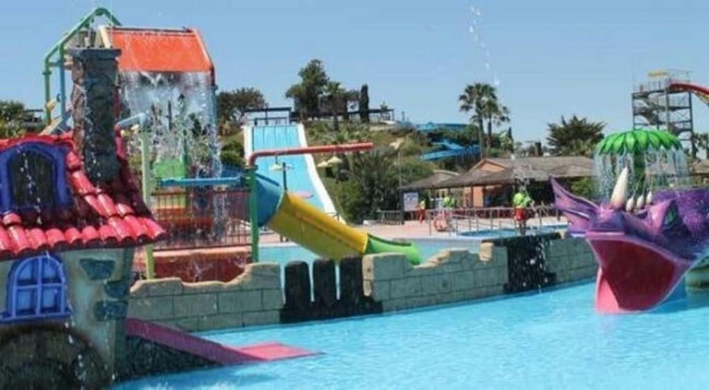 Casa La Zenia Elite Townhouse with Shared Pool and 10 Minutes ...