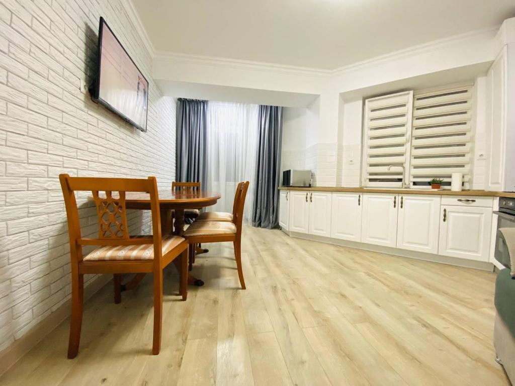Central Eco View Apartment