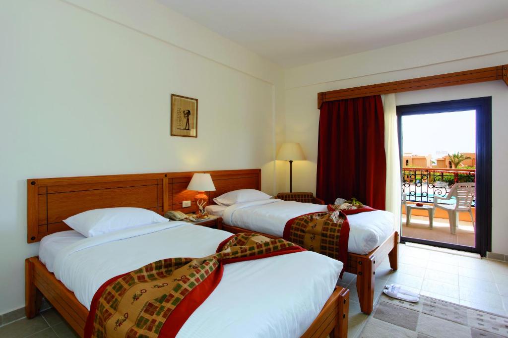 Three Corners Fayrouz Plaza Beach Resort - 12