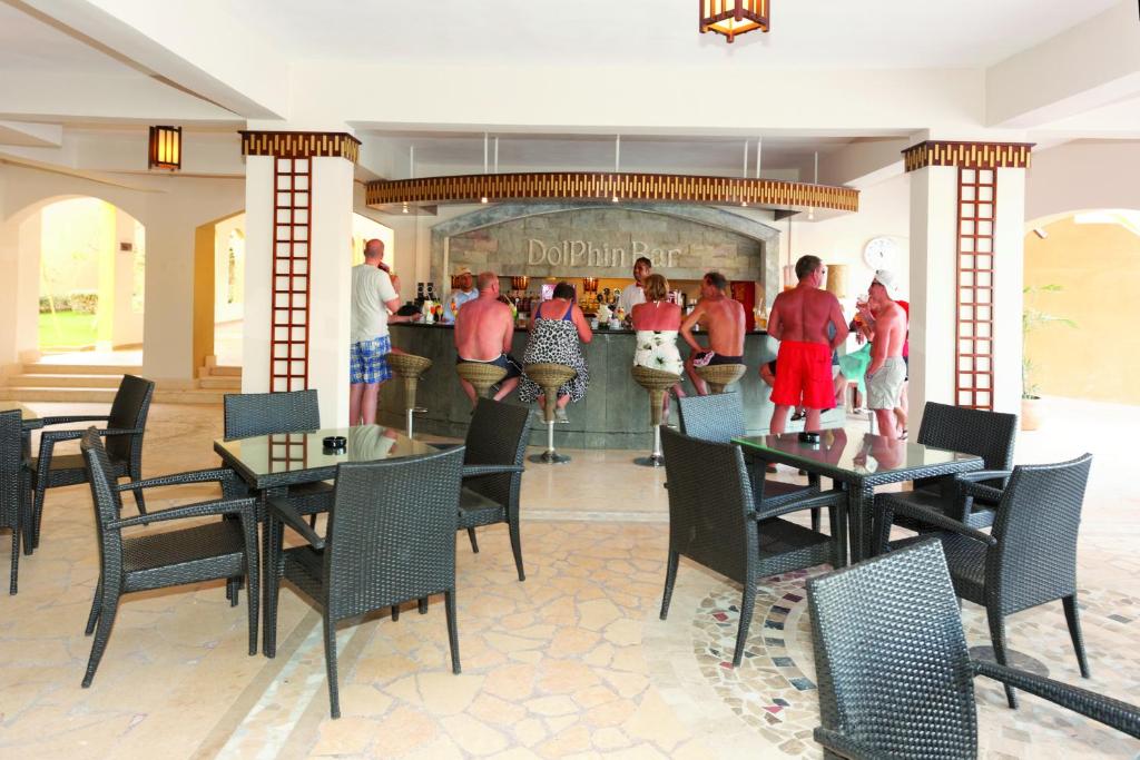 Three Corners Fayrouz Plaza Beach Resort - 8