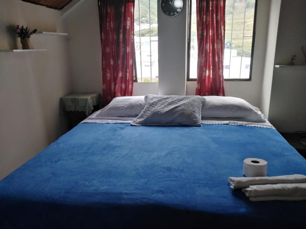 Ένα ή περισσότερα κρεβάτια σε δωμάτιο στο Hellen House playa habitación familiar de dos a 4 pax