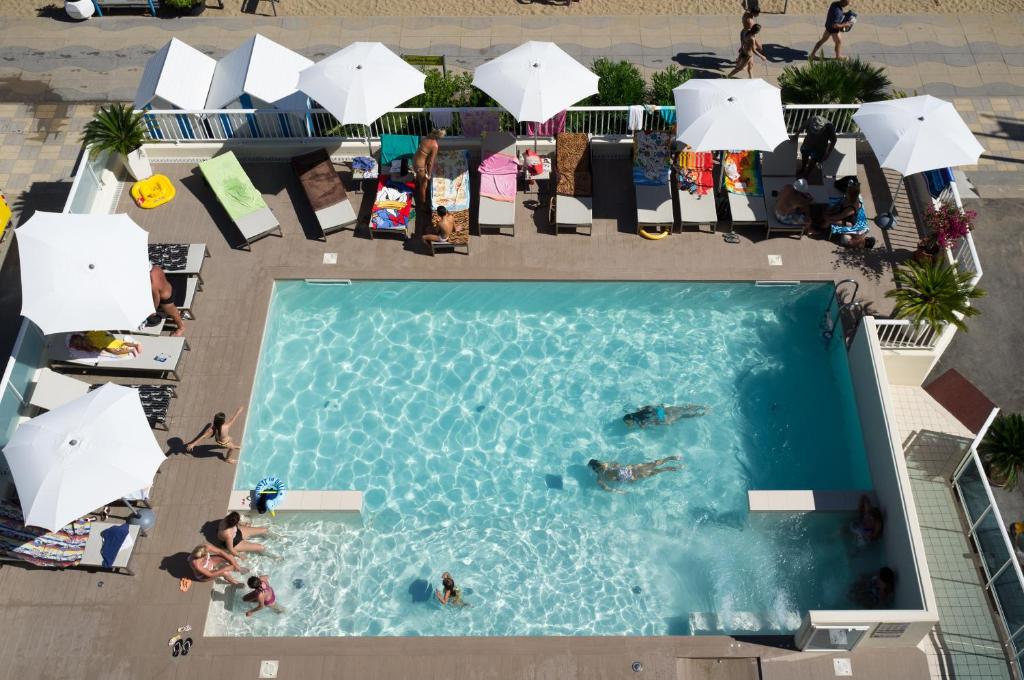 Hosté ubytování Hotel Canarie