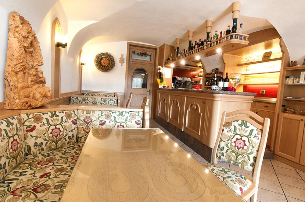 Kuchyňa alebo kuchynka v ubytovaní Hotel Due Spade