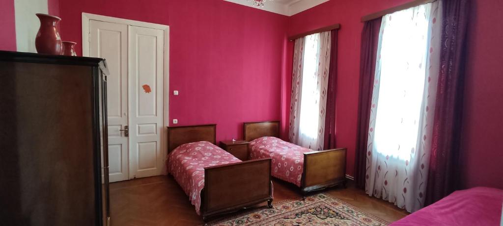 Posezení v ubytování Guest House Tall Rooms