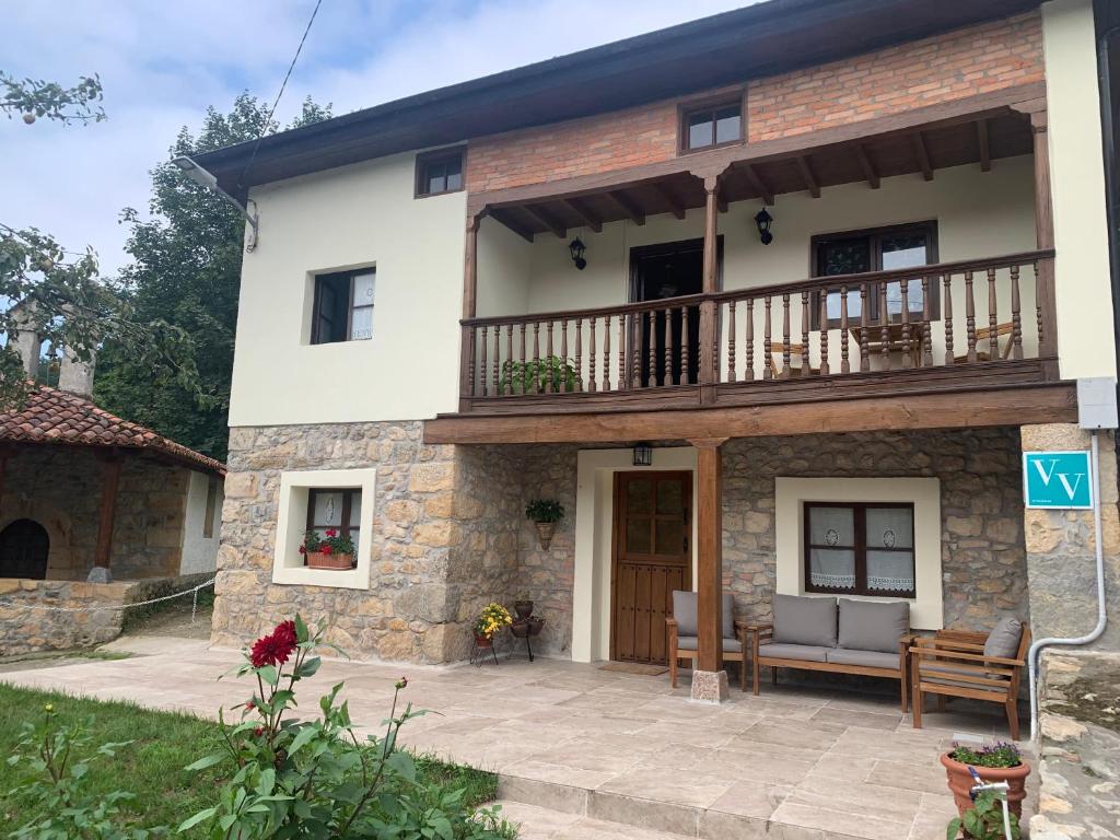 El Rubiu La Tita, Llano-Con – Updated 2023 Prices
