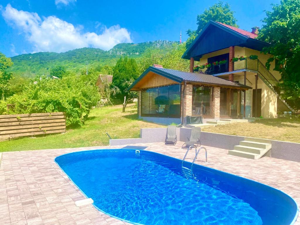 Rural holiday house Vinodol-Kalnik - Housity