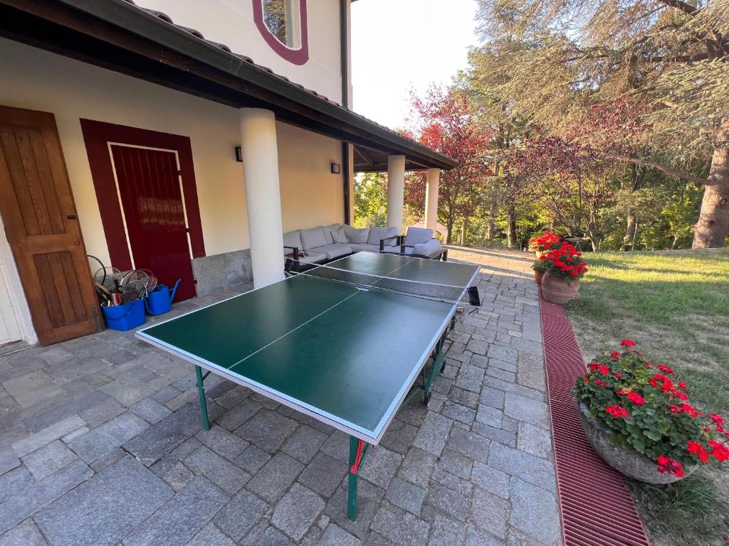 large villa for 20 quests on large estate. Private pool and tennis court.,  Cairo Montenotte – Updated 2022 Prices