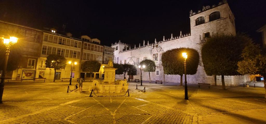 Fotografie z fotogalerie ubytování Mía Suites I Centro Histórico - PARKING & WIFI FREE v destinaci Burgos