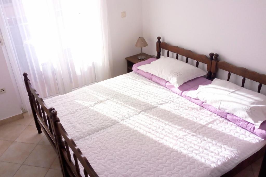 Fotografia z galérie ubytovania Apartments with a parking space Kraj, Pasman - 3459 v destinácii Tkon