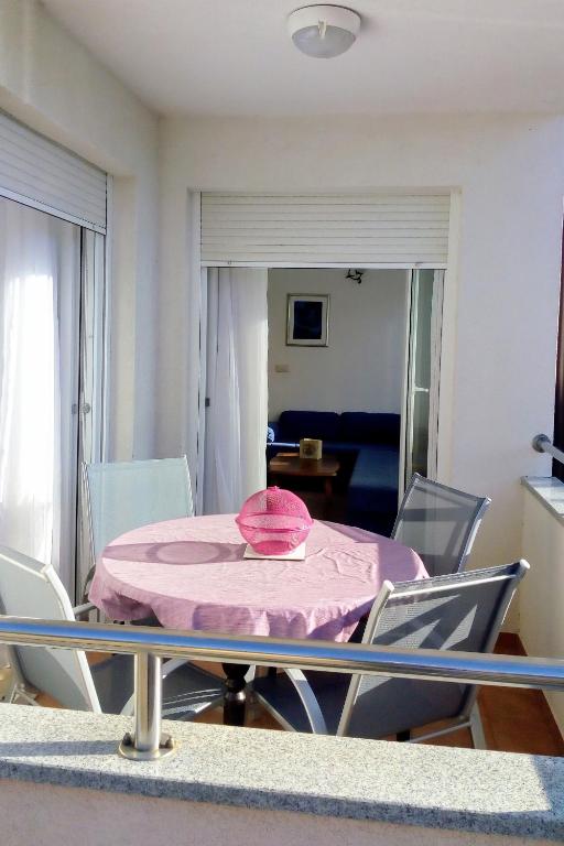 Fotografia z galérie ubytovania Apartments with a parking space Kraj, Pasman - 3459 v destinácii Tkon
