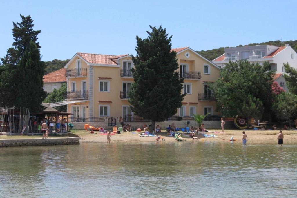 by the sea Kraj, Pasman - 3460 - Housity