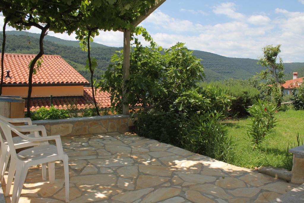 Nespecifikovaný výhled na hory nebo výhled na hory při pohledu z apartmánu